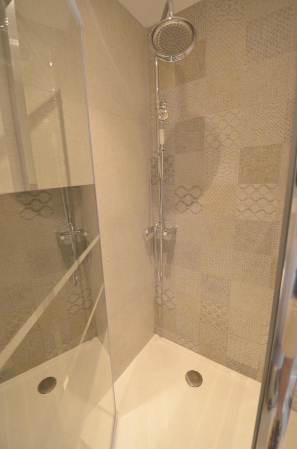Studio - Wifi - Ultra Centre Apartment Annecy Bagian luar foto
