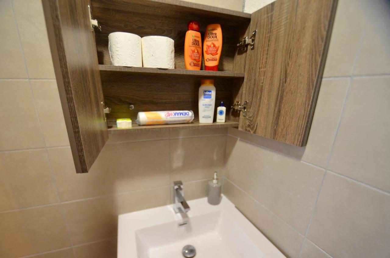 Studio - Wifi - Ultra Centre Apartment Annecy Bagian luar foto