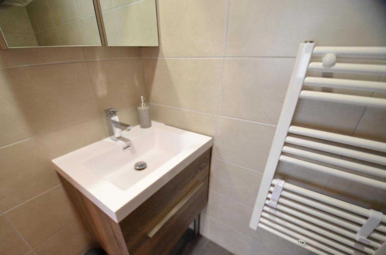 Studio - Wifi - Ultra Centre Apartment Annecy Bagian luar foto
